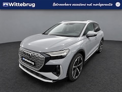 Audi Q4 e-tron - 50 quattro 300pk S Edition 77 kWh / Zwart Leder / S-Line / Panoramadak / Navigatie / 21"LM