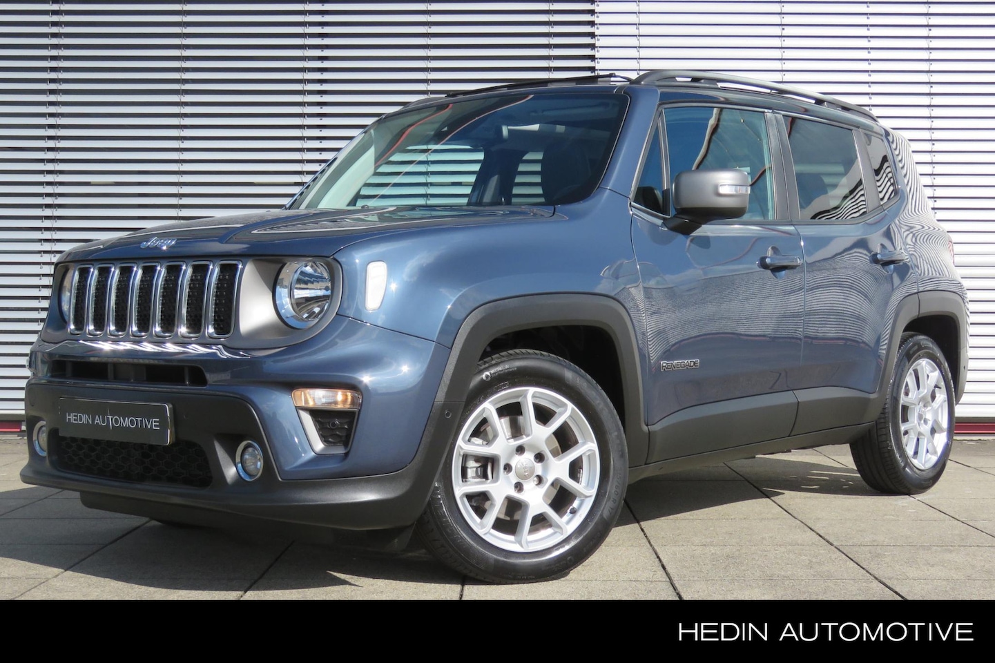 Jeep Renegade - 1.3T DDCT Limited | Achteruitrijcamera | Schuif/Kanteldak | Apple carplay - AutoWereld.nl
