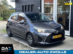 Toyota Yaris - 1.3 VVT-i Style Ecc/Navi/Camera/Trekhaak