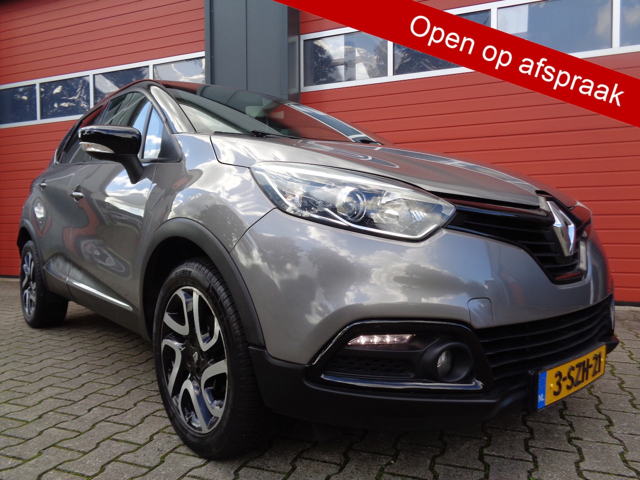 Renault Captur - 0.9 TCe Dynamique Clima Cruise LMV Navi Trekhaak NL-Auto - AutoWereld.nl