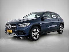 Mercedes-Benz GLA-Klasse - 250 e Plug-In Hybride | Trekhaak | Achteruitrijcamera | Ledkoplampen | Easy-Pack Achterkle