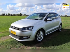 Volkswagen Polo - 1.2-12V Comfortline|Bluetooth|Trekhaak|Airco|NL-auto-NAP|Zeer nette auto|Volledige onderho