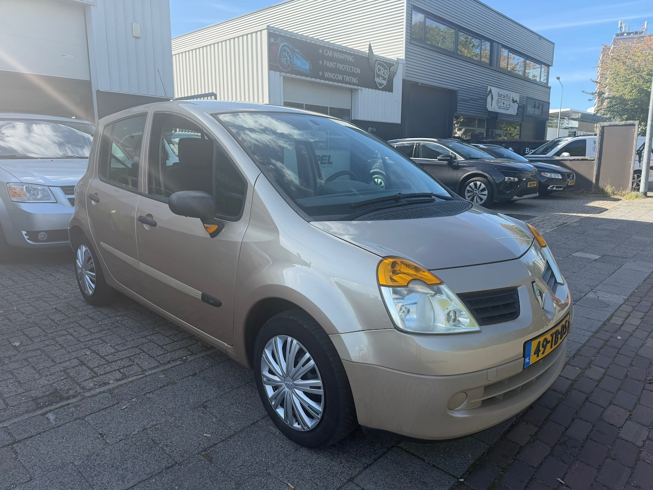 Renault Modus - 1.4-16V Expression Comfort 1.4-16V Expression Comfort - AutoWereld.nl