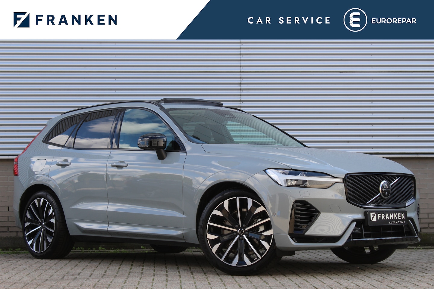 Volvo XC60 - 2.0 T6 Plug-in hybrid AWD Plus Dark | Luchtvering | Head-Up | Trekhaak | 360 Camera - AutoWereld.nl