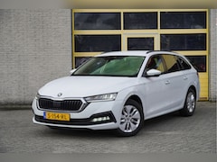Skoda Octavia Combi - 1.0 e-TSI Automaat Business Edition BJ2023 Lmv 16" | Led V+A | Pdc | Keyless entry | Elek.