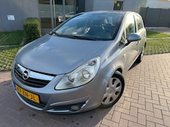 Opel Corsa - MET EVT NIEUW JAAR APK