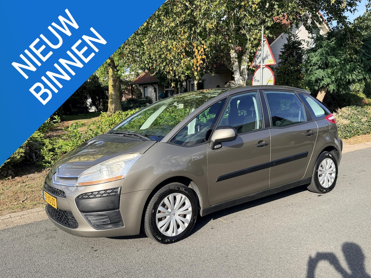 Citroën C4 Picasso - 1.8-16V Prestige 5p. 125PK Airco•Trekhaak - AutoWereld.nl