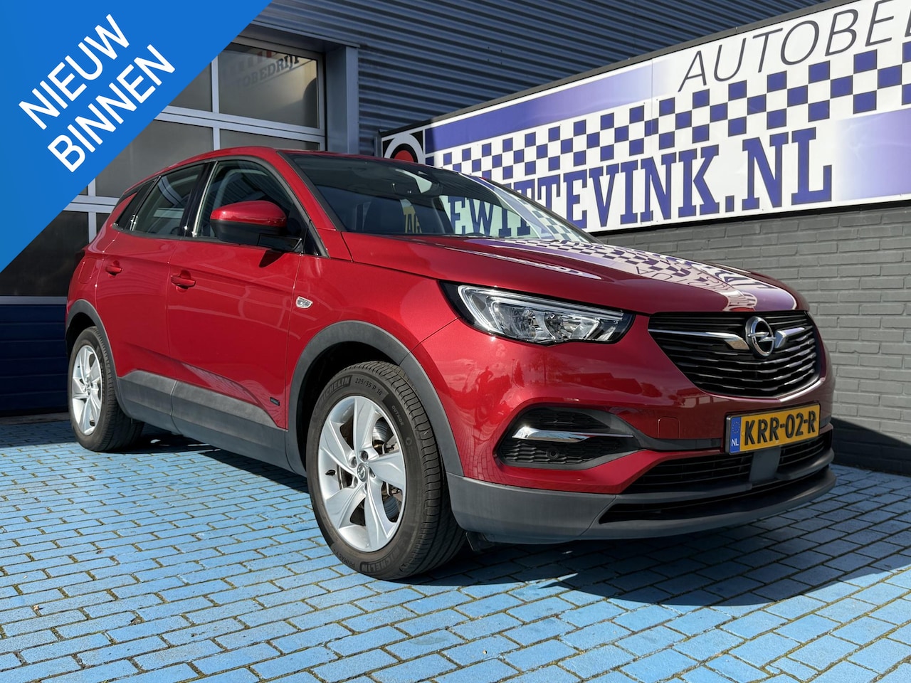 Opel Grandland X - 1.6 Turbo Hybrid Business Elegance 1.6 Turbo Hybrid Business Elegance - AutoWereld.nl
