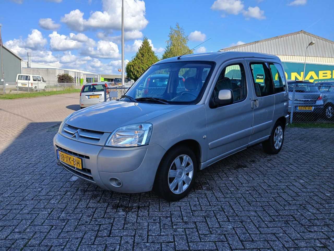 Citroën Berlingo - 1.6i 16V !! AIRCO + JAAR APK !! - AutoWereld.nl