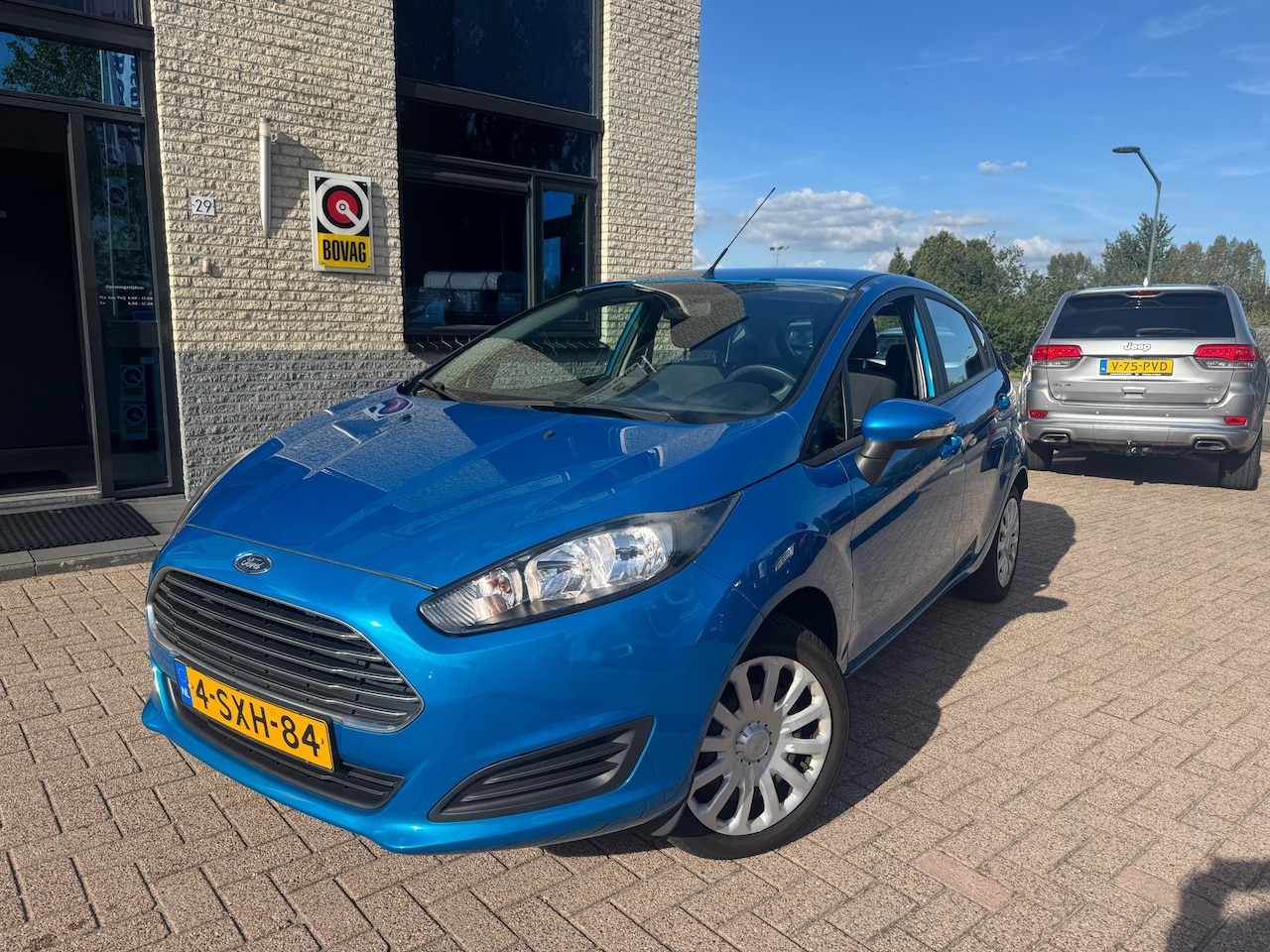 Ford Fiesta - 1.0 Style- navigatie- nette staat- airco - AutoWereld.nl