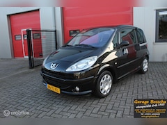 Peugeot 1007 - 1.4 Urban