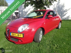 Alfa Romeo MiTo - 1.4 T Distinctive 136 pk/Airco/Lm velgen/PDC/DNA knop/Nieuwe APK