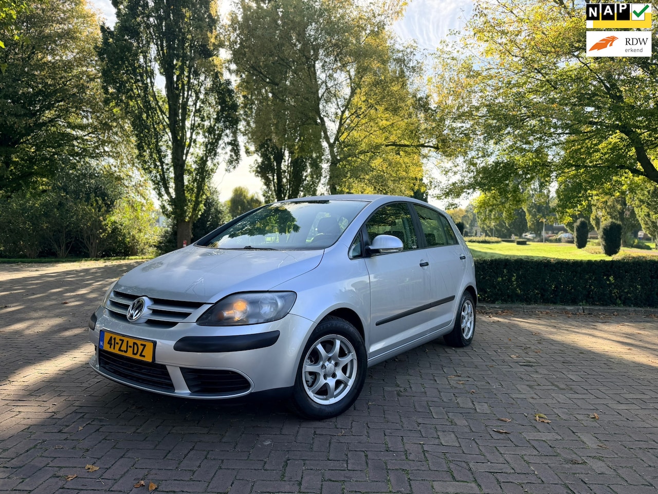 Volkswagen Golf Plus - 1.4 TSI Comfortline | Hoge instap | Dealer onderhouden | Trekhaak - AutoWereld.nl