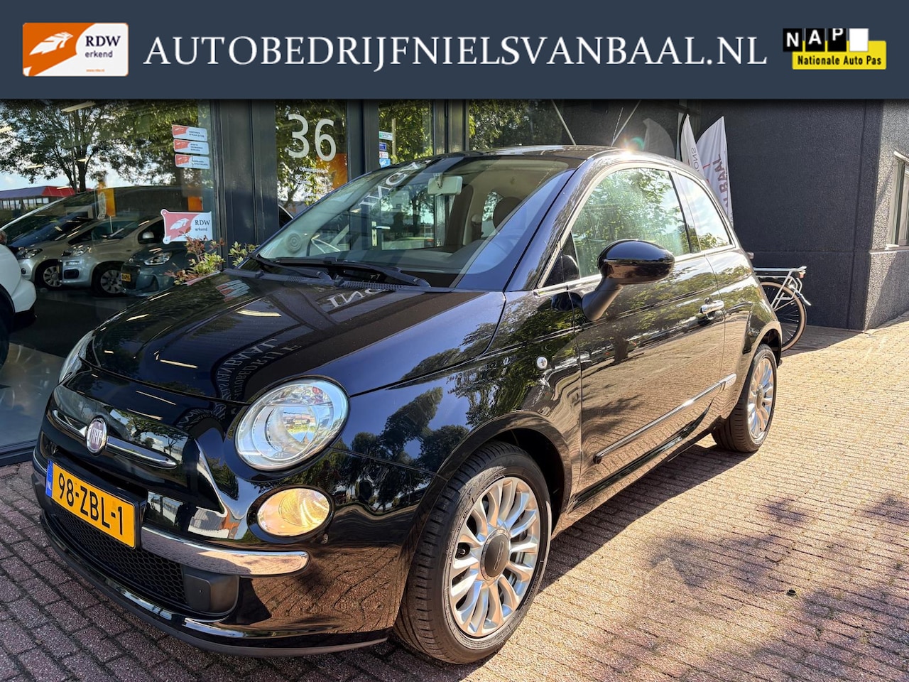 Fiat 500 - 0.9TwinAir Lounge Automaat/65Dkm NAP/Panorama/Airco - AutoWereld.nl