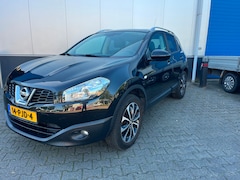 Nissan Qashqai - 2.0 141pk Connect Edition / Trekhaak max. 1.400kg / Panoramadak / Cruise control / Camera