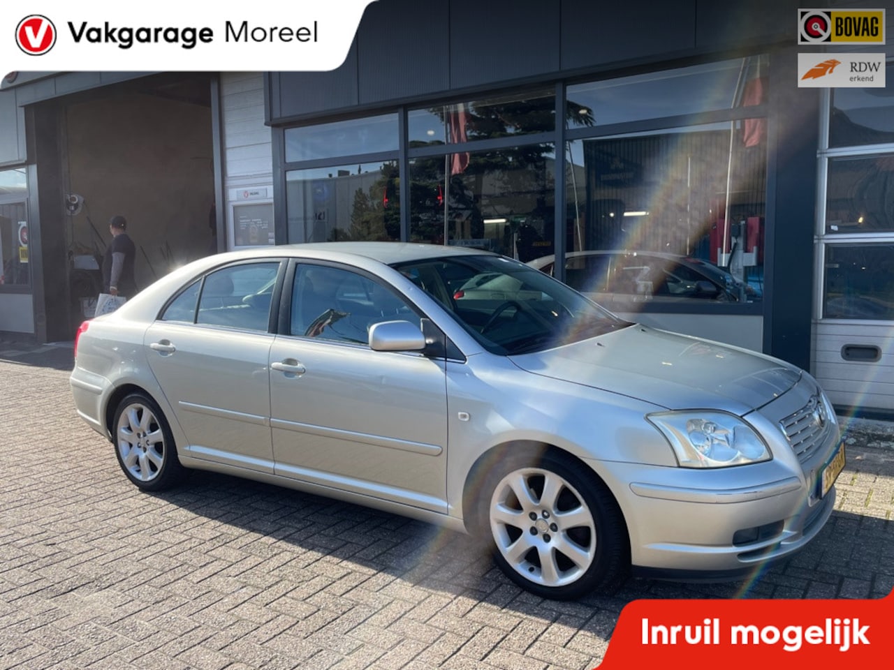 Toyota Avensis - 2.0 VVTi Executive 2.0 VVTi Executive , Leder, Clima, Cruise NAP ! - AutoWereld.nl