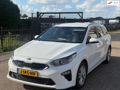 Kia Cee'd Sportswagon - Ceed 1.0 T-GDi DynamicLine Trekhaak Dealer onderhouden nette auto