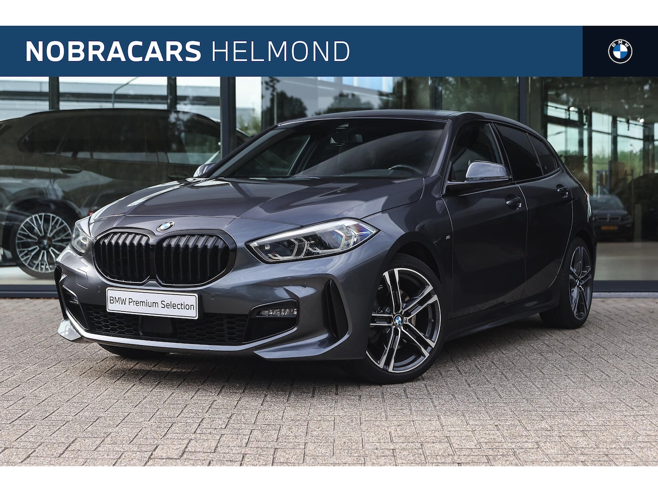 BMW 1-serie - 118i Executive M Sport Automaat / Sportstoelen / Adaptieve LED / Stoelverwarming / 	Cruise - AutoWereld.nl