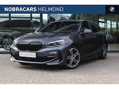 BMW 1-serie - 118i Executive M Sport Automaat / Sportstoelen / Adaptieve LED / Stoelverwarming / Cruise