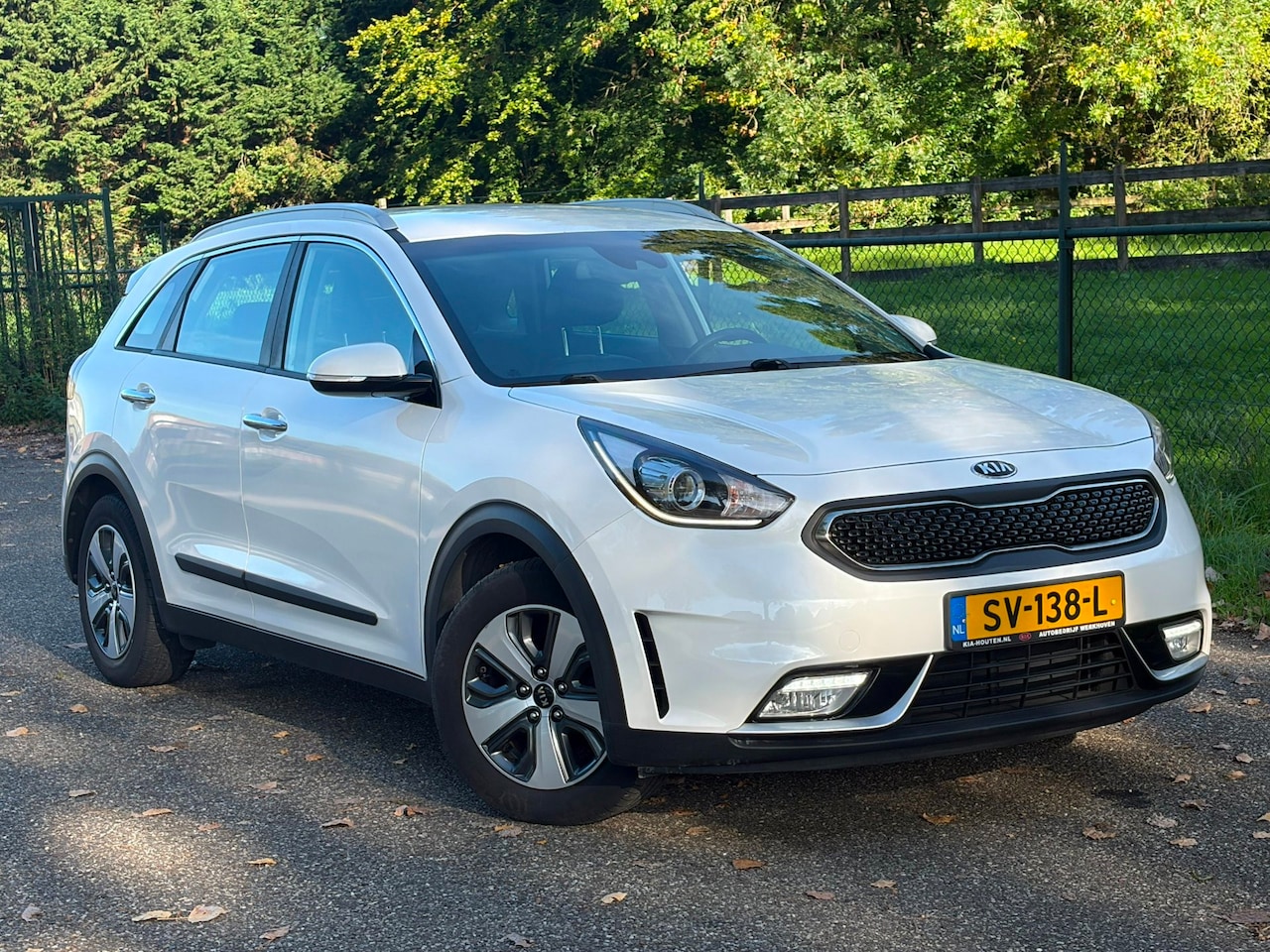 Kia Niro - 1.6 GDi Hybrid DynamicLine /Carplay/Trekhaak/Navi/Camera/ - AutoWereld.nl