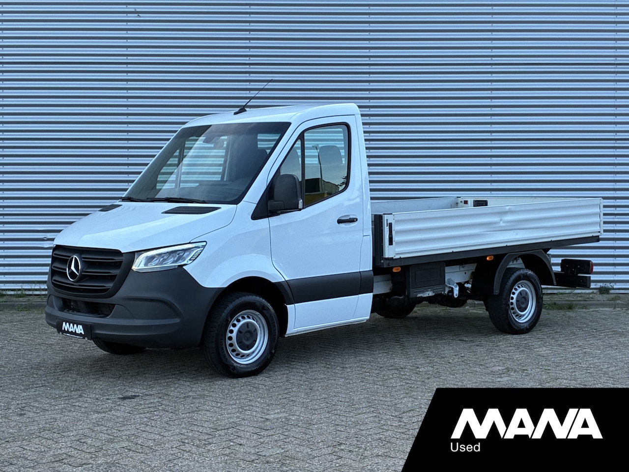 Mercedes-Benz Sprinter - 317 1.9 CDI L2 RWD MBUX Automaat Trekhaak Airco Navi Stoelverwarming - AutoWereld.nl