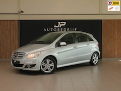 Mercedes-Benz B-klasse - 180 BlueEFFICIENCY Business CLass PDC|LM-VELGEN|CRUISE|AIRCO
