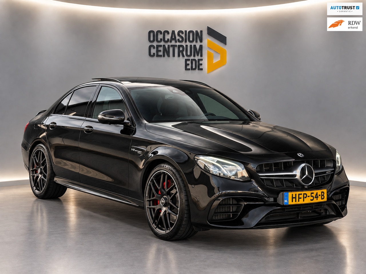 Mercedes-Benz E-klasse - AMG 63 S 4MATIC Pano | Carbon | Downpipe | VOL! - AutoWereld.nl