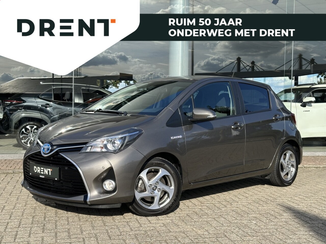 Toyota Yaris - 1.5 Hybrid Design | Parkeersensoren | Camera - AutoWereld.nl
