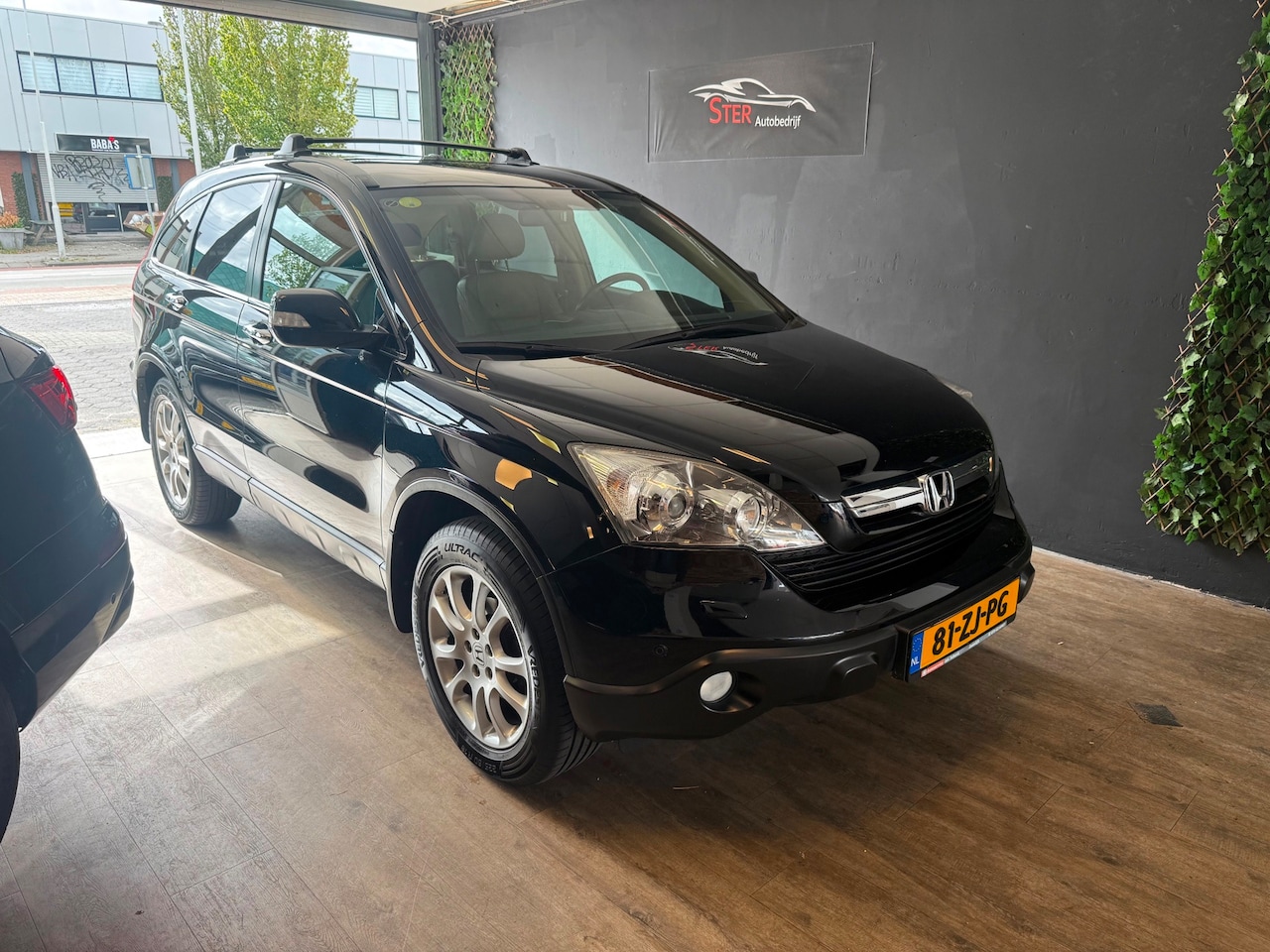 Honda CR-V - 2.0i Executive 2.0i Executive - AutoWereld.nl