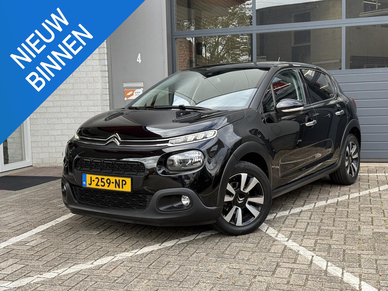 Citroën C3 - 1.2 PureTech S&S Feel | LMV | Navi | Carplay | Camera | Cruise | All-in rijklaarprijs - AutoWereld.nl