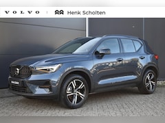 Volvo XC40 - B4 Plus Dark | Trekhaak | Verwarmbare voorstoelen, voorruit en stuurwiel | Premium audio b