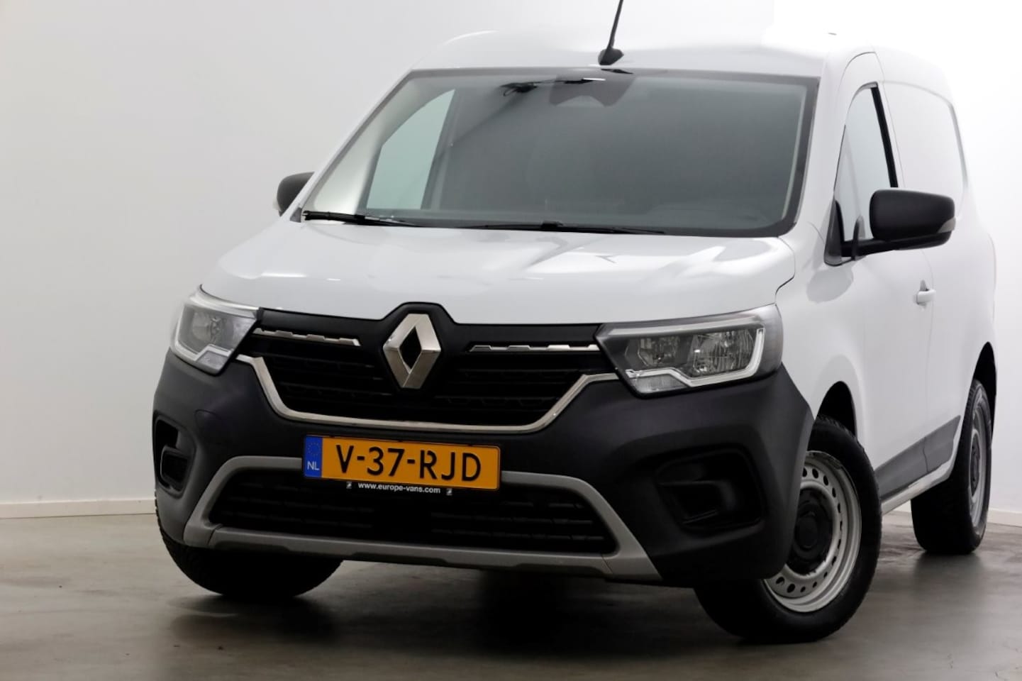 Renault Kangoo - 1.3 TCe 130pk Benzine Automaat Airco/Navi/Camera 01-2023 - AutoWereld.nl