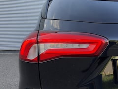 Ford Focus Wagon - 1.0 EcoB. Tit. Bns NAP BTW Camera Trekhaak Carplay Stoel&stuur verwarming
