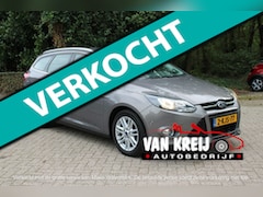Ford Focus Wagon - 1.6 EcoBoost Titanium, Clima, Trekhaak, Stoelverw