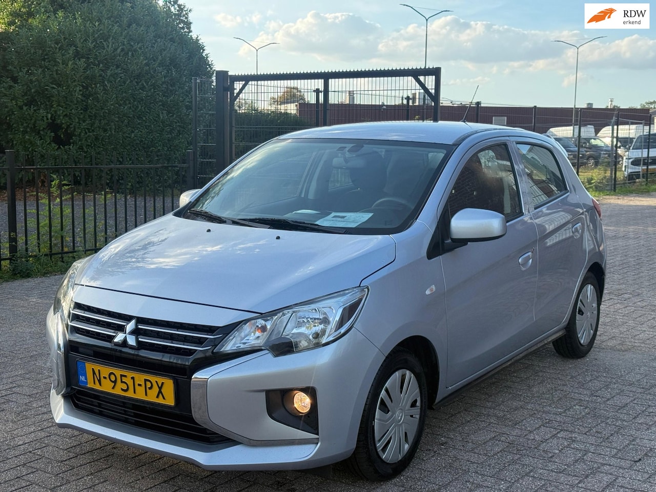 Mitsubishi Space Star - 1.2 Cool+ Dealer onderhouden PDC DAB+ - AutoWereld.nl