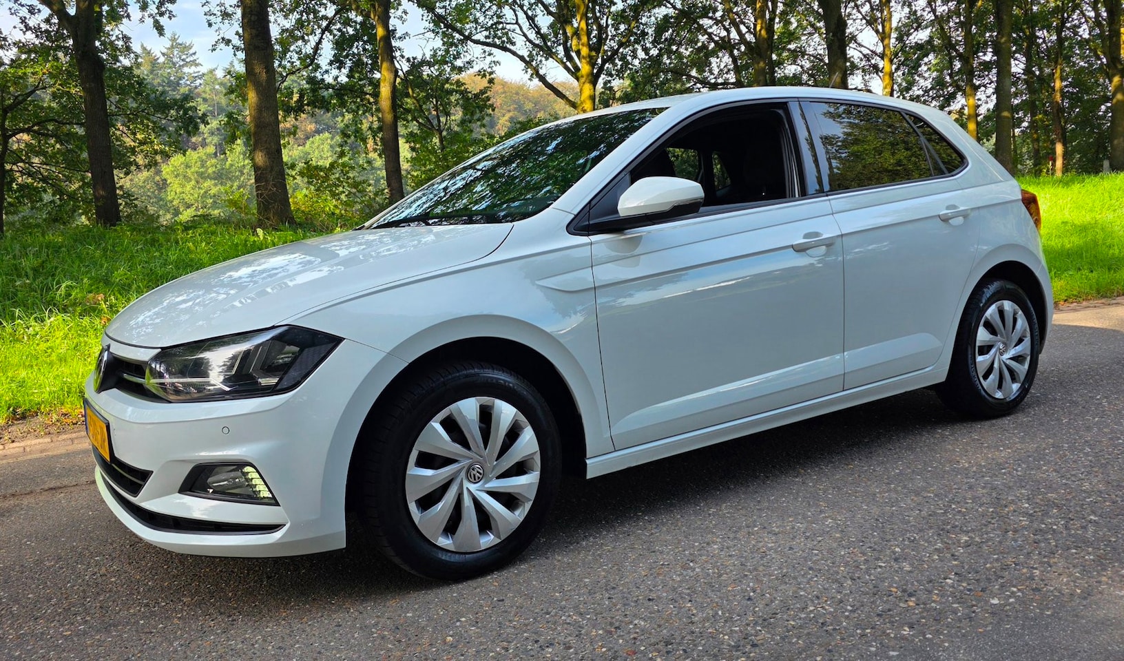 Volkswagen Polo - 1.0 TSI - NL Auto - 2e Eigenaar - Navigatie - AutoWereld.nl
