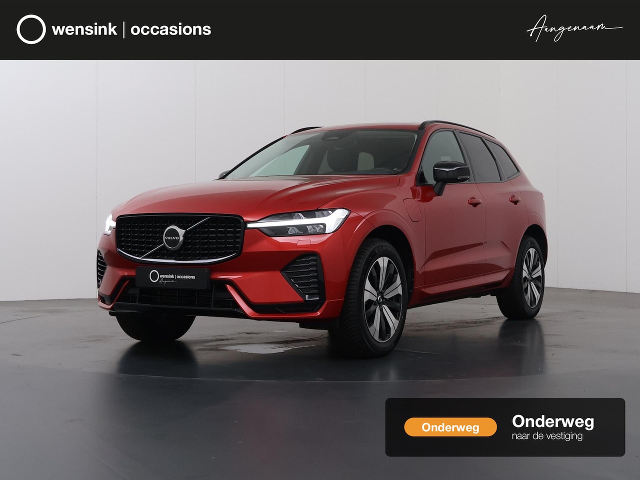 Volvo XC60 - 2.0 T6 Plug-in hybrid AWD Plus Dark | Elektr. Trekhaak | Panoramadak | Adaptieve Cruise Co - AutoWereld.nl
