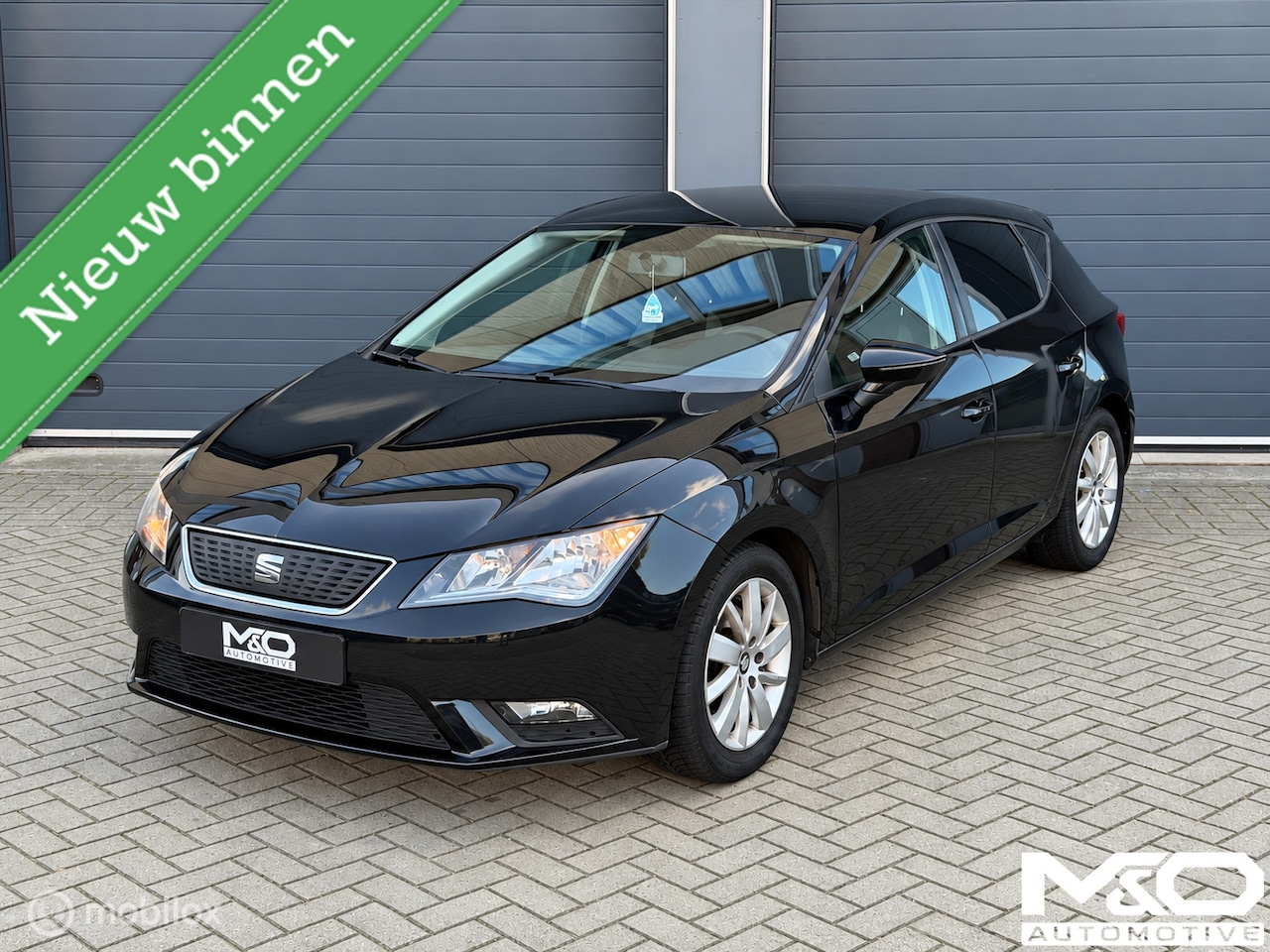SEAT Leon - 1.6 TDI Limited Edition | CRUISE | TREKHAAK | PDC - AutoWereld.nl