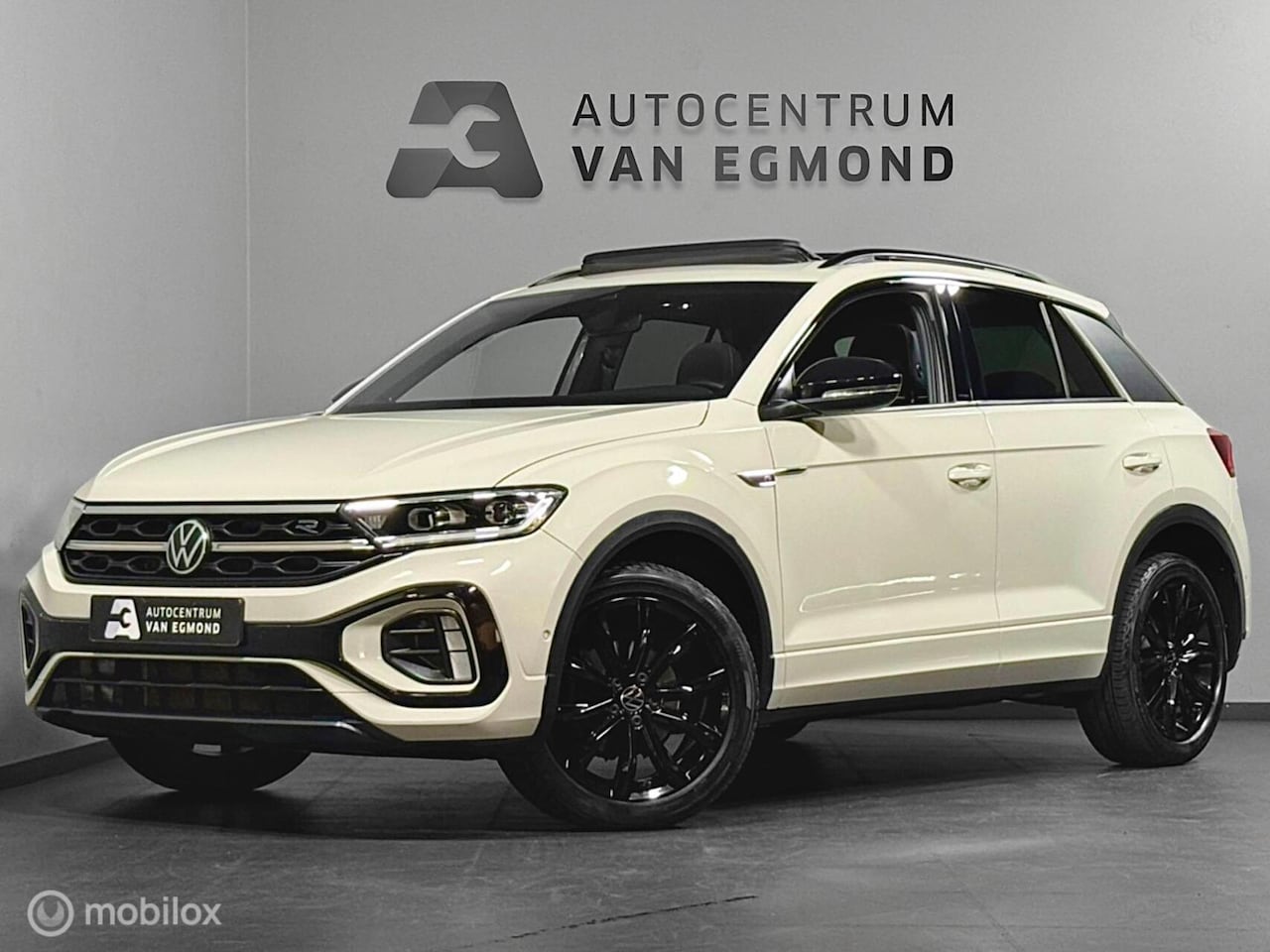 Volkswagen T-Roc - 1.5 TSI DSG R-LINE | PANO | ACC | BEATS - AutoWereld.nl