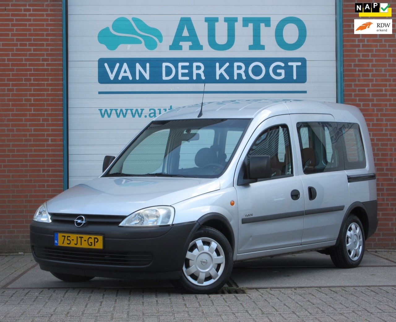 Opel Tour - 1.6 Comfort 1.6 Comfort, NL auto, 1e Eig, Nw Distr. APK 9-27, Lage KM !! - AutoWereld.nl