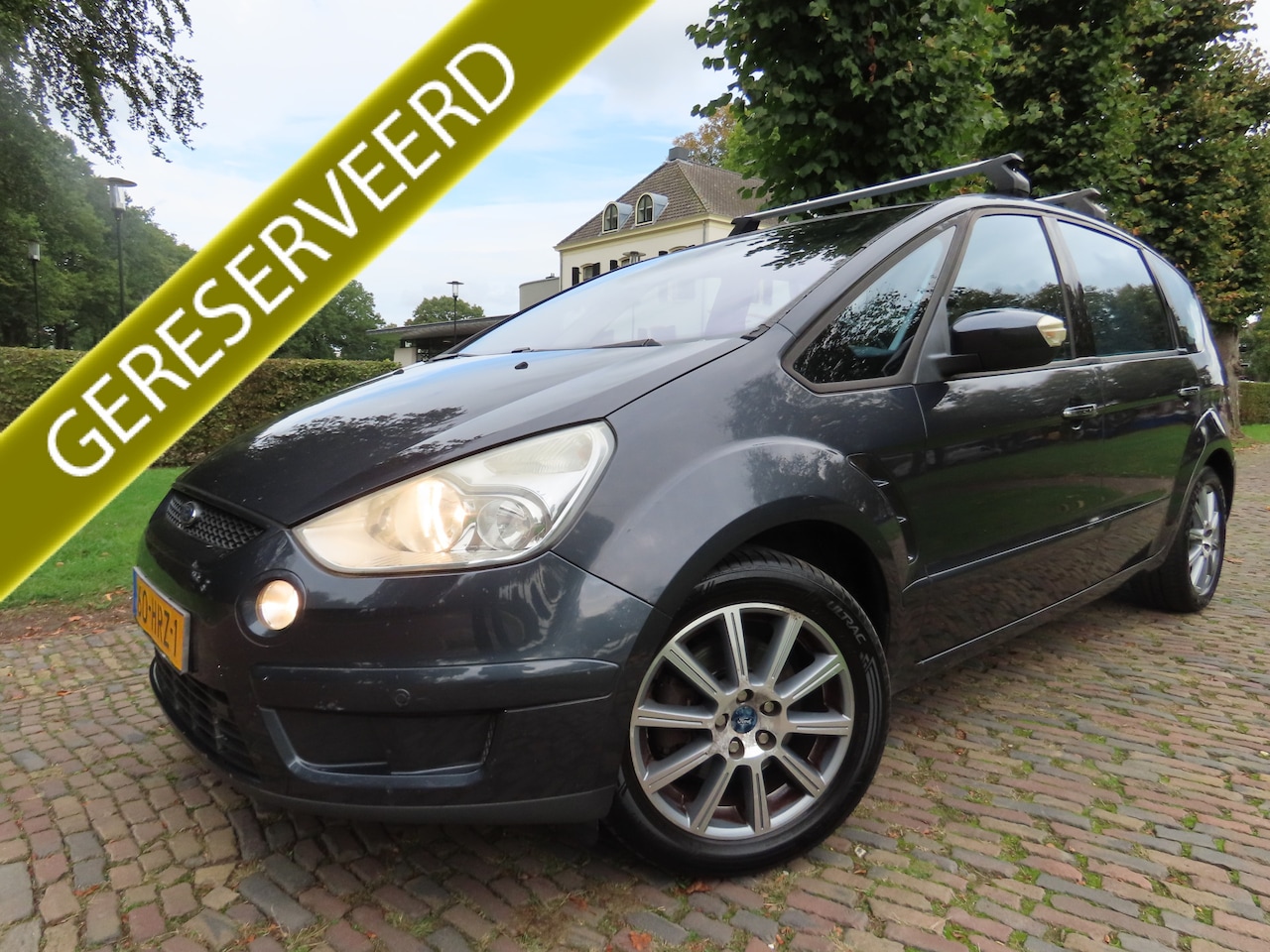 Ford S-Max - 2.0-16V 7 Persoons Ecc Cruisecontrol Navigatie Panoramadak Pdc Lm Velgen Trekhaak***Apk t/ - AutoWereld.nl