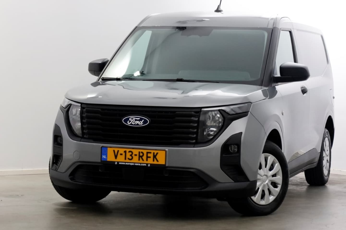 Ford Transit Courier - 1.0 EcoBoost 125pk Automaat Trend Airco/Navi/Camera 03-2024 - AutoWereld.nl