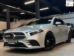 Mercedes-Benz A-klasse - 200 Launch Edition AMG Line #Pano/Sfeerverlichting/CarPlay/Camera