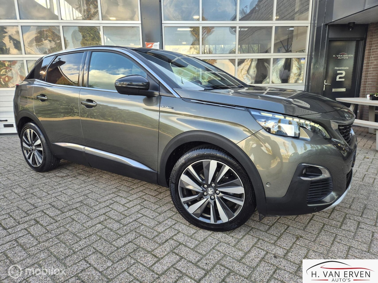 Peugeot 3008 - 1.2 GT Line 19" HALF LEDER CAMERA APPLE CARPLAY - AutoWereld.nl