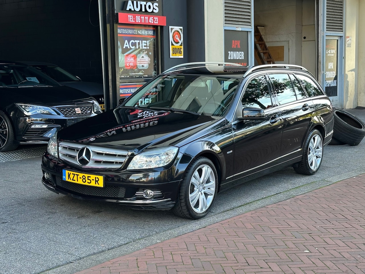 Mercedes-Benz C-klasse Estate - 180 CGI Avantgarde Automaaat Navi Leer - AutoWereld.nl