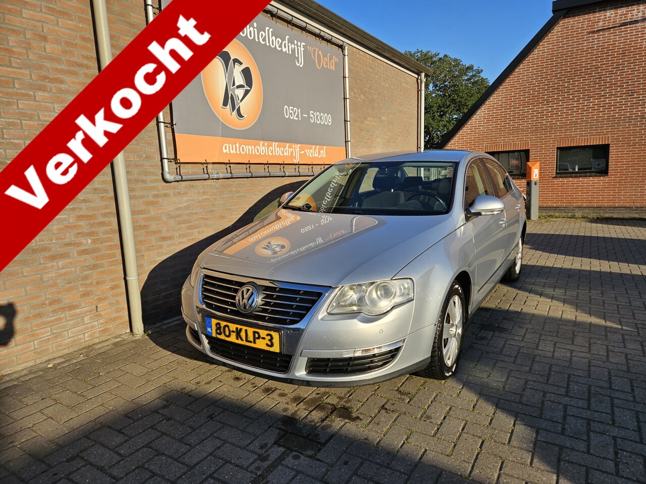 Volkswagen Passat - 2.0 TDI Comfortline Business 2.0 TDI Comfortline Business - AutoWereld.nl