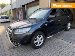 Hyundai Santa Fe - 2.7i V6 4WD Style 5pers CLIMA LEER DIST. VV RIJDT GOED NAP APK