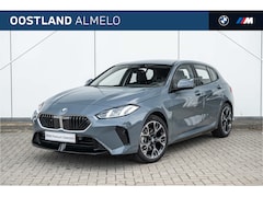 BMW 1-serie - 120 M Sport Design Automaat / Sportstoelen / Achteruitrijcamera / Stoelverwarming / PDC