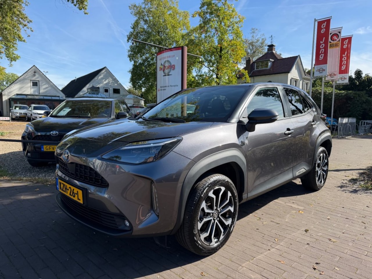 Toyota Yaris Cross - 1.5 HYBRID DYNAMIC AUTOMAAT / NAVI / CAMERA / ADAP. CRUISE / DAB / LED / KEYLESS / STOEL+S - AutoWereld.nl