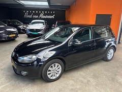 Volkswagen Golf - 1.6 TDI COMFL.BLUEM